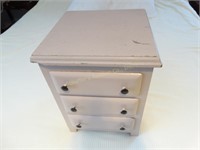Sm. 3 drawer storage chest w/contents 10"d x 10"w