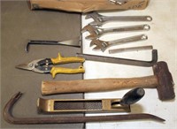 flat lot of assorted tools