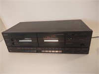 Vintage Sanyo RD W489 stereo cassette deck