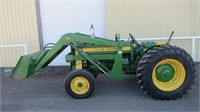JD 420 Tractor w/Loader