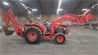 Kubota L3240 Tractor w/Loader & Backhoe