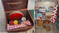 Kitchen towels and baskets