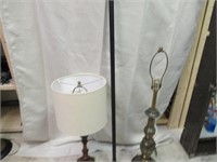 2 Lamps and a Decorative Curtin Rod