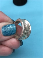 Pretty Sterling Silver Ring 8.5