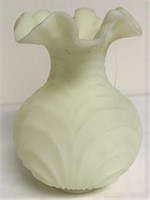 Fenton custard vase