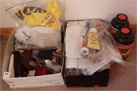 Lot with loose ammunition, gun cleaning tools and