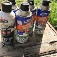 4 cans "Gunk" car cleaner & 1 can of liquid wrench
