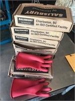 7 pairs of Salisbury power lineman gloves