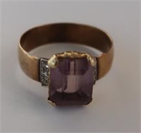 8K Ring w/Amethyst Stone & Small Diamonds-3.5g
