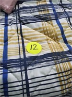 BLUE AND GOLD COMFORTER / SHEETS