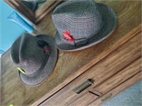 MENS DESIGNER AND LONDON FOG HATS