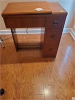 SINGER SEWING MACHINE - CABINET AND EXTRAS