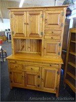 Pine Kitchen Queen / Hoosier Cabinet