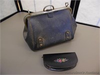Small Vintage Clutch Purse Handbag w/Manicure Set