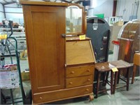 Vintage/Antique Wood Dresser/Desk