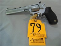 Taurus 627 Tracker 357 Mag Revolver