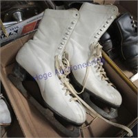 Ice skates (white), Size 8