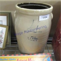 4 gallon crock, usual age chips/ cracks