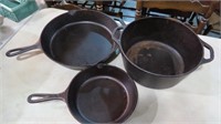 3 LODGE CAST IRON SKILLETS, DUTCH OVEN FACTORY 2ND