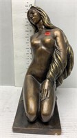 15" TALL BRONZE STYLE NUDE WOMAN STATUE