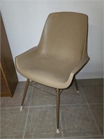 Vintage Shamrock-Neatway Chair