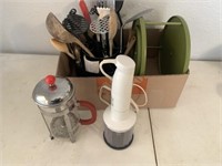 Kitchen utensils & electric hand blender