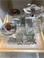 Glass Canister set (needs cleaned)