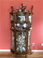 Beautiful curio cabinet with leaded glass accent