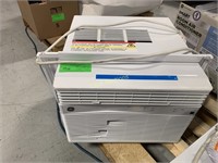 12,000BTU Smart Air Conditioner- damaged