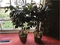 2 Small Artificial Trees