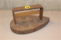 HGD Flat Iron (Vintage)
