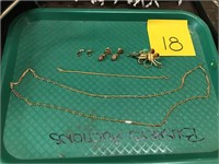 Necklace and earring lot