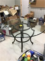 5ft round glass table