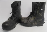 Vintage 1972 military Bata field boots.
