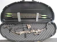 Bear Bucks Unlimited Compound Bow with Quiver,