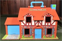 Fisher Price Cottage - #952, 9.5" x 15" x 10"T,