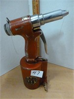 Air Rivot Gun