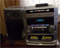 Phillips 3 CD DUel Tape Stereo W/ Speakers