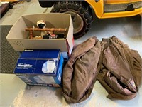 2 Large Coats, Humidifier