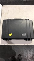 Pelican 1490 briefcase/storage case with keys