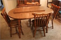 Dining table w/4 chairs & leaf