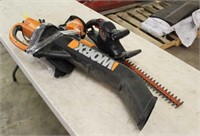 Worx Leaf Blower Vacuum & Black-Decker 16" Hedge