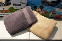 (each) Charisma Luxury Bath Towels