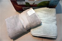 (each) Ann Taylor Loft Luxury Bath Towels