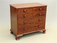 18th c. Chippendale Mahogany Chest of Drawers