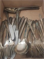 Wm Rogers  silver plated flatware