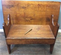 ANTIQUE WOOD BENCH/SIDE TABLE PEG TOP