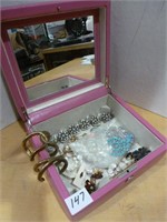 Jewellery Box 9.5" x 8.5" / Some Jewellery
