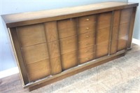 VTG. MID CENTURY CHEST OF DRAWERS