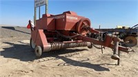 Hesston 4650 Bailer